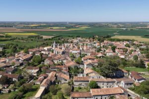 Manoir historique au cœur de Tusson, village d’exception en Charente