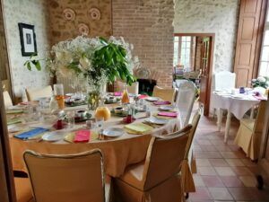 Charming Priory in quiet village in the rural Deux-Sevres, one hour from Saumur and Poitiers