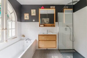 Quinsac – Exceptional property with guest house, pool and 1.25-hectare park – 20 min from Bordeaux