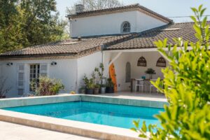 Quinsac – Maison d'exception avec dépendance, piscine et parc d'1,25 hectare – 20 min de Bordeaux
