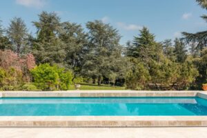 Quinsac – Maison d'exception avec dépendance, piscine et parc d'1,25 hectare – 20 min de Bordeaux