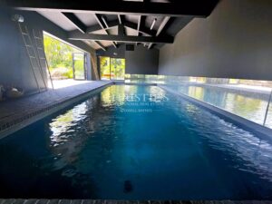 LES PORTES-EN-RE - Atypical, landscaped family home a few minutes from the beach