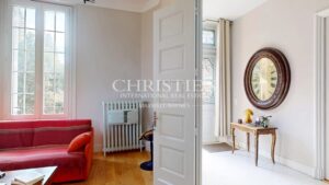 Élégante maison de caractère avec parc arboré, piscine et fort potentiel d’accueil