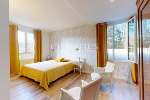 Élégante maison de caractère avec parc arboré, piscine et fort potentiel d’accueil