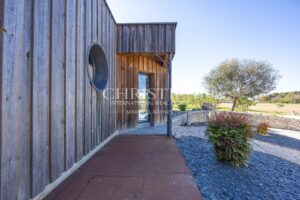 Maison d'architecte éco-responsable d'exception — À quelques pas d'un village