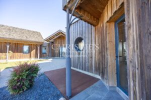 Maison d'architecte éco-responsable d'exception — À quelques pas d'un village