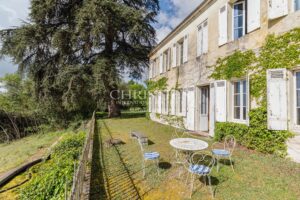 Propriété avec vue au coeur de la campagne girondine