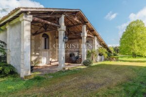 Propriété avec vue au coeur de la campagne girondine