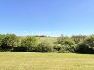 Where Tuscany Meets the Charente – A Distinguished Estate with Endless Horizons