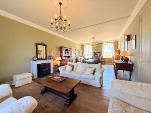 Where Tuscany Meets the Charente – A Distinguished Estate with Endless Horizons