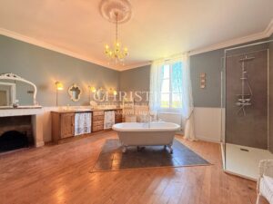 Where Tuscany Meets the Charente – A Distinguished Estate with Endless Horizons