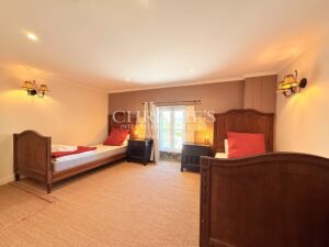 Where Tuscany Meets the Charente – A Distinguished Estate with Endless Horizons