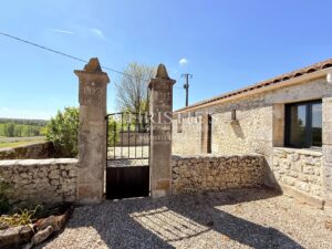 Where Tuscany Meets the Charente – A Distinguished Estate with Endless Horizons