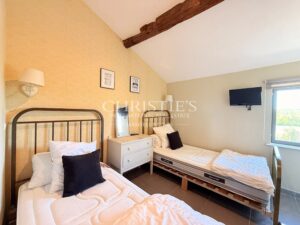 Where Tuscany Meets the Charente – A Distinguished Estate with Endless Horizons