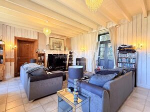 Where Tuscany Meets the Charente – A Distinguished Estate with Endless Horizons