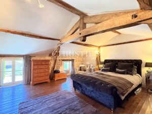 Where Tuscany Meets the Charente – A Distinguished Estate with Endless Horizons