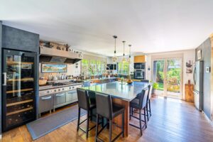 Lanton | Volumes Exceptionnels & Cadre de Vie Privilégié