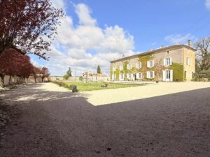 Character property with pool, outbuildings and enclosed land