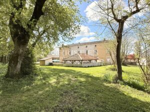 Character property with pool, outbuildings and enclosed land