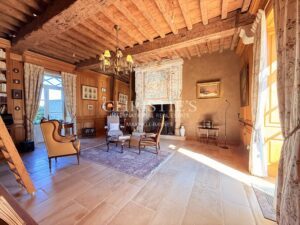 A Character Estate with Courtyard and Parkland – Space, Authenticity and Enduring Quality in the Limousin