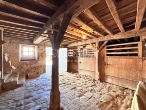 A Character Estate with Courtyard and Parkland – Space, Authenticity and Enduring Quality in the Limousin