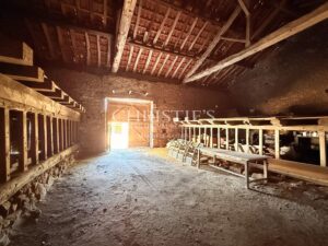 A Character Estate with Courtyard and Parkland – Space, Authenticity and Enduring Quality in the Limousin