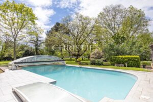 Maison pittoresque au bord des canaux avec accès direct à l'eau