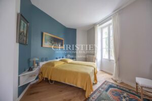 Maison pittoresque au bord des canaux avec accès direct à l'eau