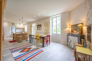 Maison pittoresque au bord des canaux avec accès direct à l'eau