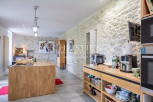 Maison pittoresque au bord des canaux avec accès direct à l'eau