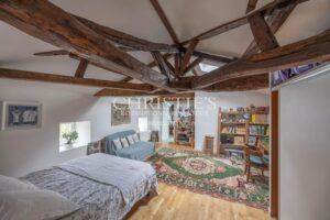 Maison pittoresque au bord des canaux avec accès direct à l'eau