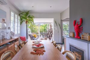 Villa familiale avec piscine grand jardin