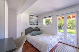 Villa familiale avec piscine grand jardin