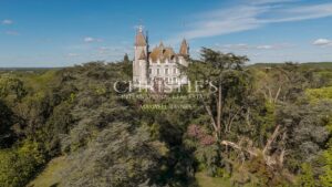 A Breathtaking Chateau Estate, elegantly situated atop the region's Highest Hill