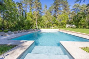 A Breathtaking Chateau Estate, elegantly situated atop the region's Highest Hill