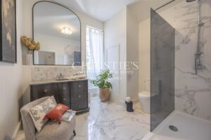 A Breathtaking Chateau Estate, elegantly situated atop the region's Highest Hill