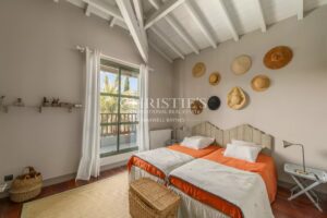 Bouscat 5 min à pied du Tram D - Demeure de charme familiale avec dépendance et garage