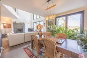 La ferme Woodland Valley View avec piscine et 11 hectares de terres de pâturage