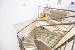 La ferme Woodland Valley View avec piscine et 11 hectares de terres de pâturage