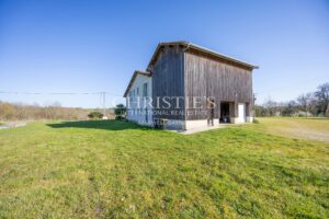 La ferme Woodland Valley View avec piscine et 11 hectares de terres de pâturage