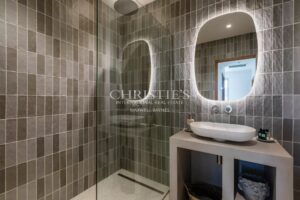 TALENCE – PROPRIÉTÉ DE CHARME AUX ACCENTS MÉDITERRANÉENS AVEC PISCINE