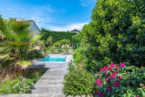 Villa de style arcachonnais – 145 m² | Piscine | 4 chambres