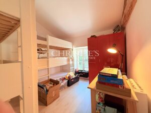 Character house with pool, 5 bedrooms, 3.5 ha land – 20 min from Angoulême