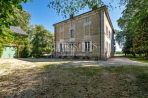 A Superb Manor and Estate with Diverse Income Potential