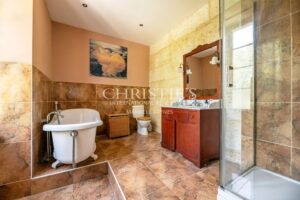 A Superb Manor and Estate with Diverse Income Potential