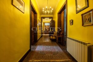 A Superb Manor and Estate with Diverse Income Potential