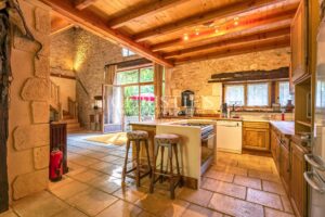 Historic Périgord Manor: An Exclusive Sanctuary with Diverse Revenue Streams