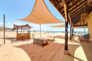 For Sale Vieux-Boucau - Property on the dune facing the ocean