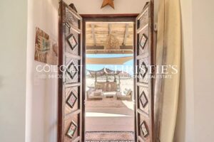 For Sale Vieux-Boucau - Property on the dune facing the ocean
