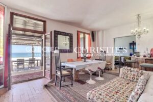 For Sale Vieux-Boucau - Property on the dune facing the ocean